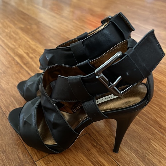 Cynthia Vincent studded sandal - Picture 4 of 6